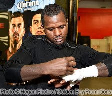 HANK LUNDY, Junior Welterweight Contender