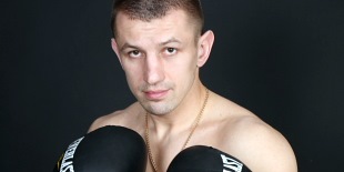 2 division world champion Poland’s Tomasz Adamek