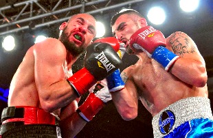 Vanes Martirosyan vs. Mario Lozano